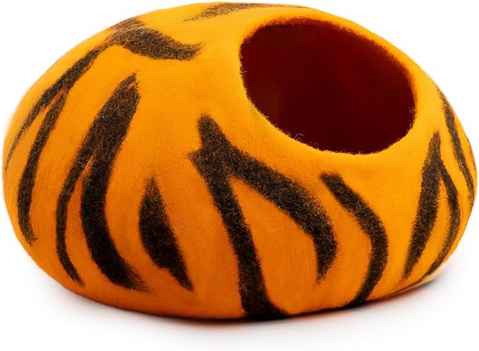 Woolygon Premium Felt Cat Cave Bed – Wool Kitty Beds Handcrafted Kitten Caves Bed for Indoor Cats - Made from 100% Eco-Friendly Merino Wool, Foldable Cat Hidewawy Covered Cat House Pod