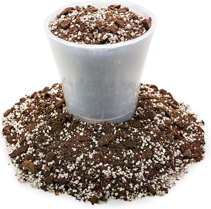 Gardenera Indoor Herb Planters Soil - Specially Blended Soil for Planting and Growing Kitchen Herbs - 1 Quart Bag